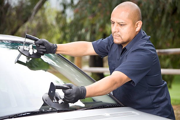 Windshield Repair Huntington Beach CA - Get Expert Auto Glass Repair and Replacement Services with Costa Mesa Car Glass